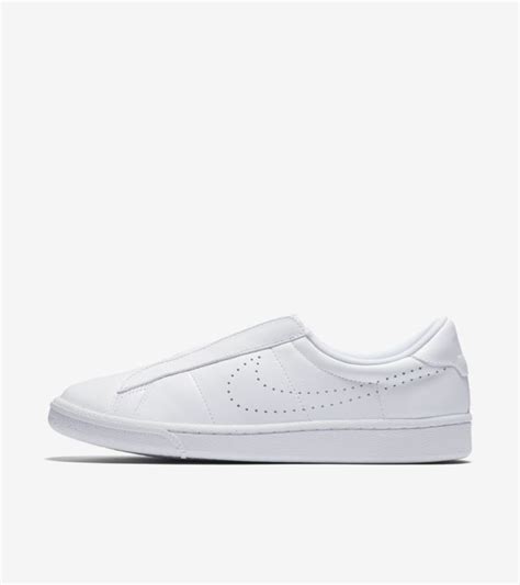 Women's Nike Tennis Classic Ease 'Triple White'